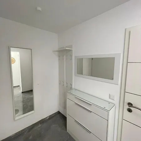 Apartment Neubauwohnung Naehe Messe/flughafen *