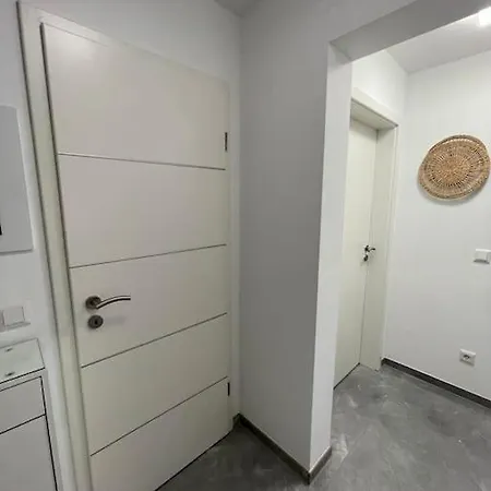 Apartment Neubauwohnung Naehe Messe/flughafen *