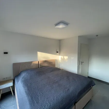 Neubauwohnung Naehe Messe/flughafen Apartment